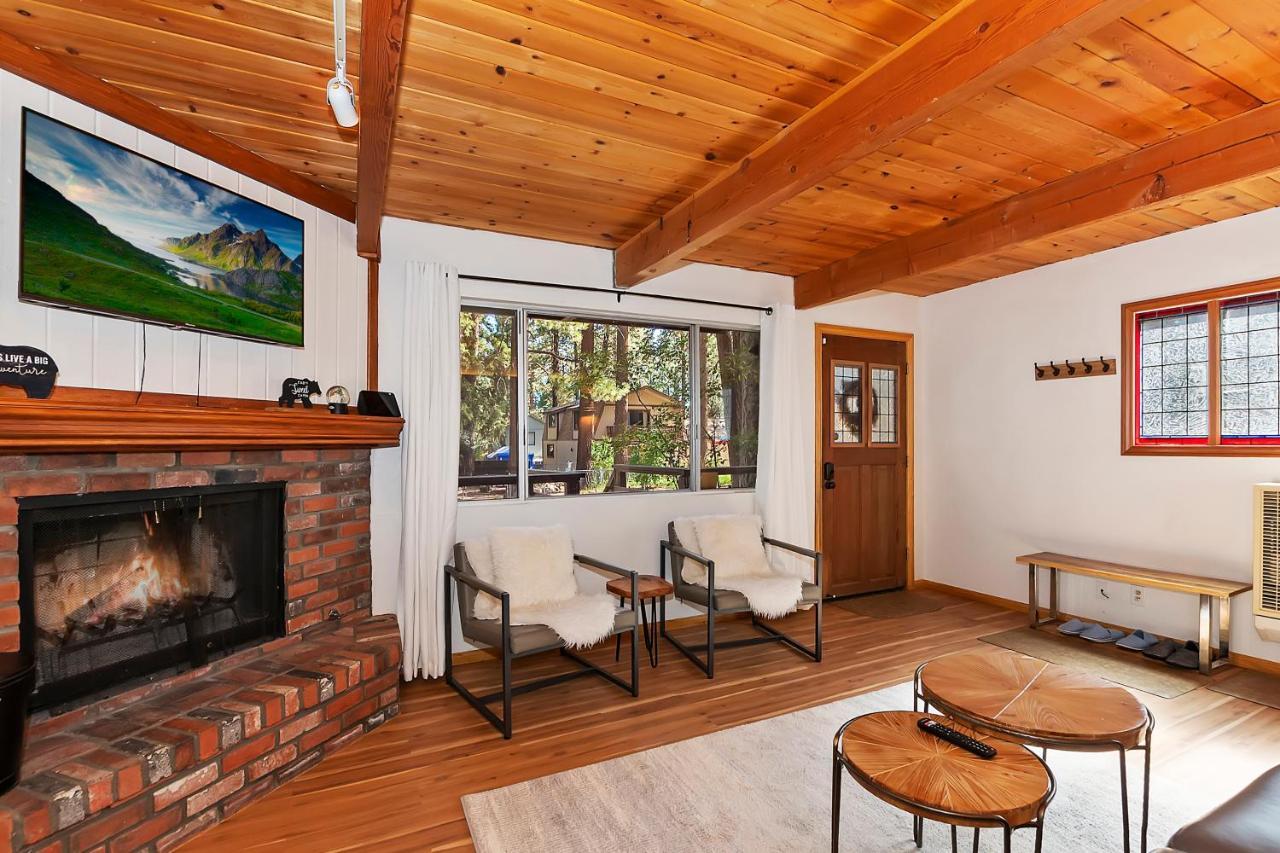 Summit Happy Cabin With Hot Tub! High Speed Ev Hookup, Close To Slopes Big Bear Lake Kültér fotó